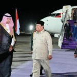 Presiden RI, Prabowo Subianto bersama rombongan tiba di Bandara King Abdul Aziz , Jeddah(1/7).