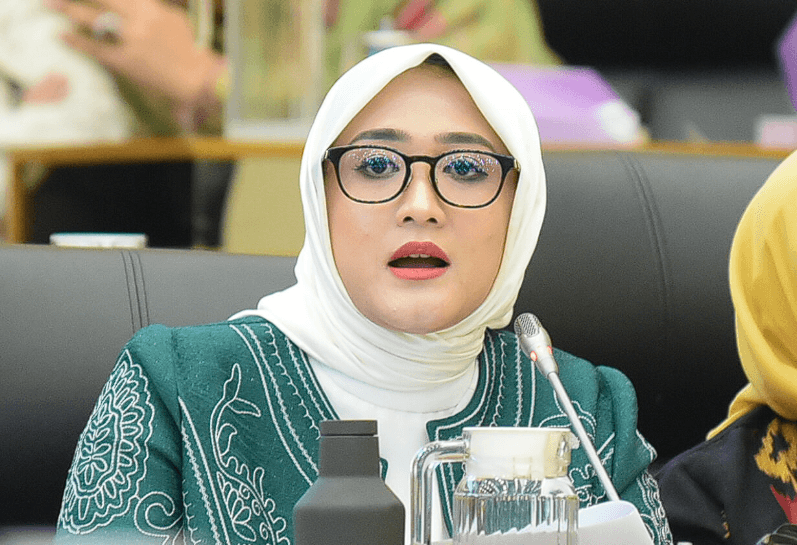 Komisi IV DPR Minta KKP Tindak Tegas Penjualan Pulau Kecil: Ancaman terhadap Kedaulatan Negara 1 Anggota Komisi IV DPR, Rina Sa’adah.