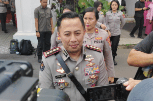 Polda Metro Jaya Ungkap Fakta Baru Terkait Kematian Diplomat Kemlu Arya Daru Pangayunan 3 Kabid Humas Polda Metro Jaya, Kombes Pol Ade Ary Syam Indradi.