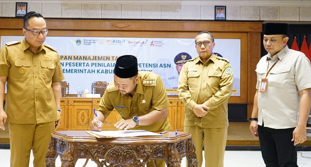 Kegiatan Kick Off Penerapan Manajemen Talenta dan Pembekalan Peserta Penilaian Kompetensi ASN Tahun 2025 yang digelar di Kantor Bupati Gresik, Senin (28/7).