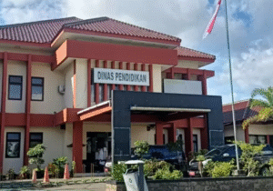 Kantor Dinas Pendidikan Kabupaten Sumenep, Madura.