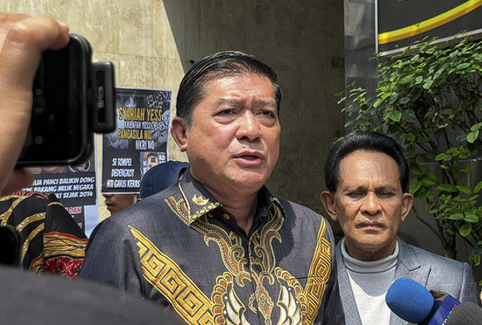 Direktur Jakarta Institut Tolak Usulan Amnesti untuk Ketua Umum Solmet 1 Ketua Umum Solidaritas Merah Putih (Solmet), Silfester Matutina.