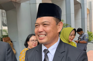 KPK Telusuri Dugaan Keterlibatan Gubernur Kalbar Ria Norsan dalam Kasus Korupsi Proyek Jalan Rp40 Miliar 4 Gubernur Kalimantan Barat (Kalbar), Ria Norsan.