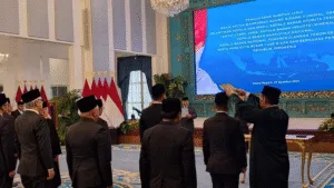Presiden Republik Indonesia, Prabowo Subianto, secara resmi melantik Dr. Brian Yuliarto sebagai Kepala Badan Industri Mineral (BIM) dalam sebuah upacara kenegaraan di Istana Kepresidenan, Jakarta, pada Senin pagi, 25 Agustus 2025.