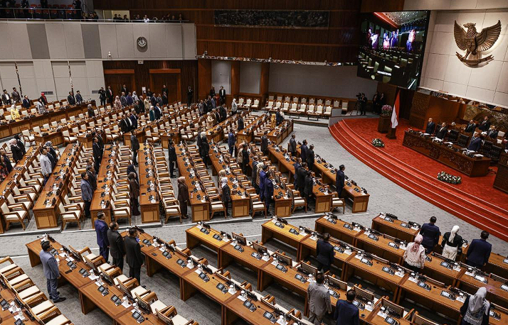 FITRA: Anggota DPR Terima Rp 2,8 Miliar per Tahun, Minim Sense of Crisis 1 Ilustrasi - Sidang paripurna Dewan Perwakilan Rakyat(DPR) di Kompleks Parlemen Jakarta.