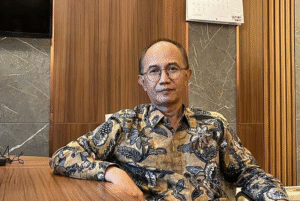 Kadin Jatim Ingatkan Dampak Instabilitas Politik dan Aksi Demonstrasi terhadap Ekonomi 1 Ketua Umum Kadin Jatim, Adik Dwi Putranto.