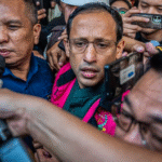 Salah satu tersangka kasus dugaan tindak pidana korupsi pengadaan laptop berbasis Chromebook yaitu, mantan Menteri Pendidikan dan Kebudayaan, Nadiem Anwar Makarim.