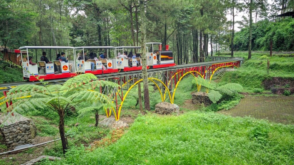 Libur Lebaran, Sambil Berwisata Alam ke Bernah De Vallei Pacet Mojokerto, Buka Hari ke-2 Idul Fitri