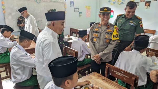 Anggota DPRD Jatim Komisi E, Suwandy Firdaus Apresiasi Implementasi Program MBG di Ponpes Amanatul Ummah Mojokerto