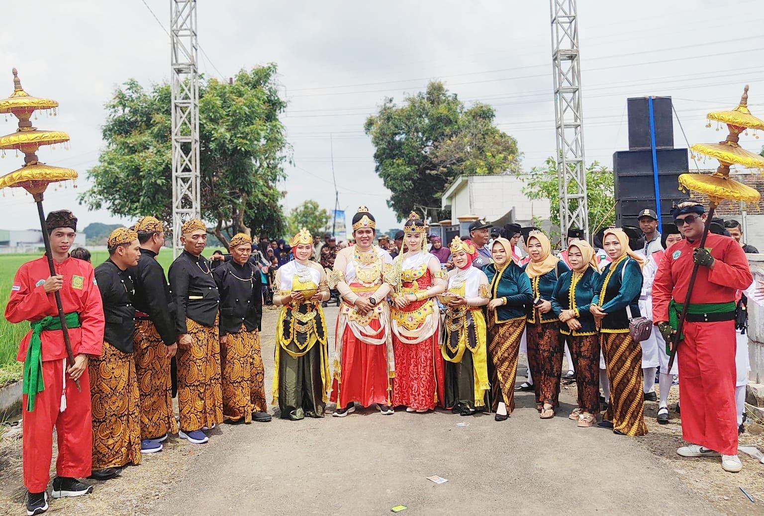 Meriahnya Medali Spectacular Carnival 2025: Kirab Budaya dan Parade Sound Horeg di Tengah Guyuran Hujan