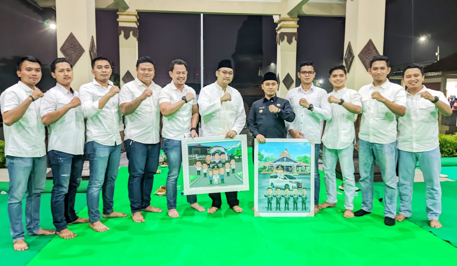 Bupati dan Wakil Bupati Mojokerto, Gus Barra dan dr. Rizal saat bersama ex Walpri Pilkada 2024 dari Polres Mojokerto.