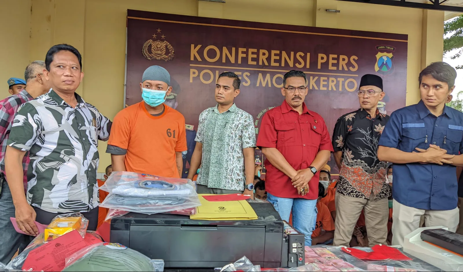 Polisi Garuk Pelaku Perkosaan Pencabulan 6 Anak di Mojokerto