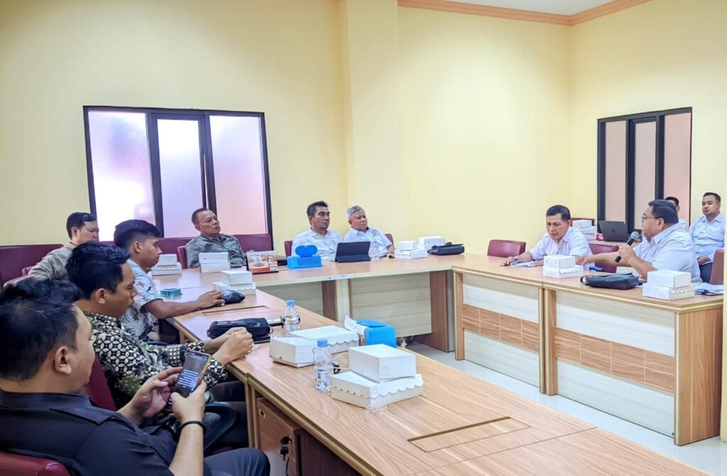 Dipanggil DPRD, Begini Keterangan Direktur RSUD R.A Basoeni terkait Polemik Potongan Jaspel 5 Persen Dipanggil DPRD, Begini Keterangan Direktur RSUD R.A Basoeni terkait Polemik Potongan Jaspel 5 Persen