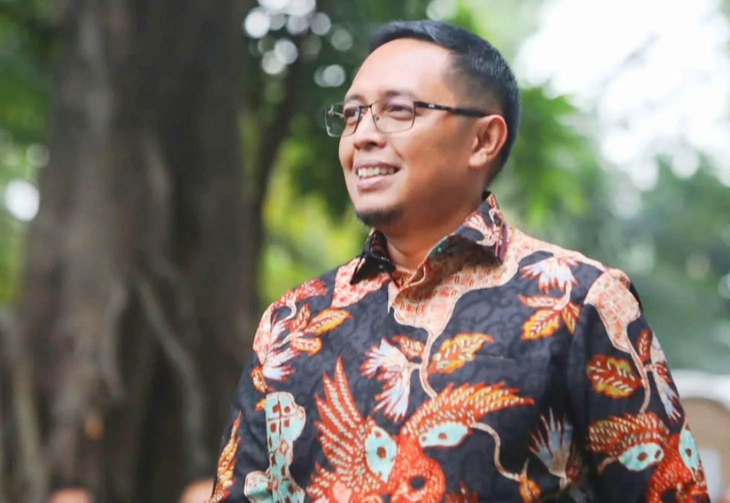 Ditinggal Hasan Nasbi, Prabowo Mulai Lepas Bayang-Bayang Jokowi?