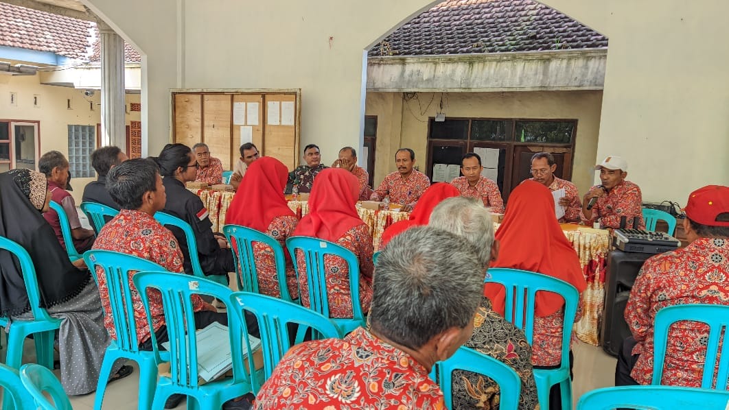 Warga Desa Kedunguneng Mojokerto Tuntut Ganti Rugi Tanahnya untuk Jalan Pertanian 31 Warga Desa Kedunguneng Mojokerto Tuntut Ganti Rugi Tanahnya untuk Jalan Pertanian