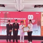 Bupati Mojokerto Tetapkan Desa Medali Juara Terbaik Kebersihan Lingkungan dan Siap Siaga Bencana