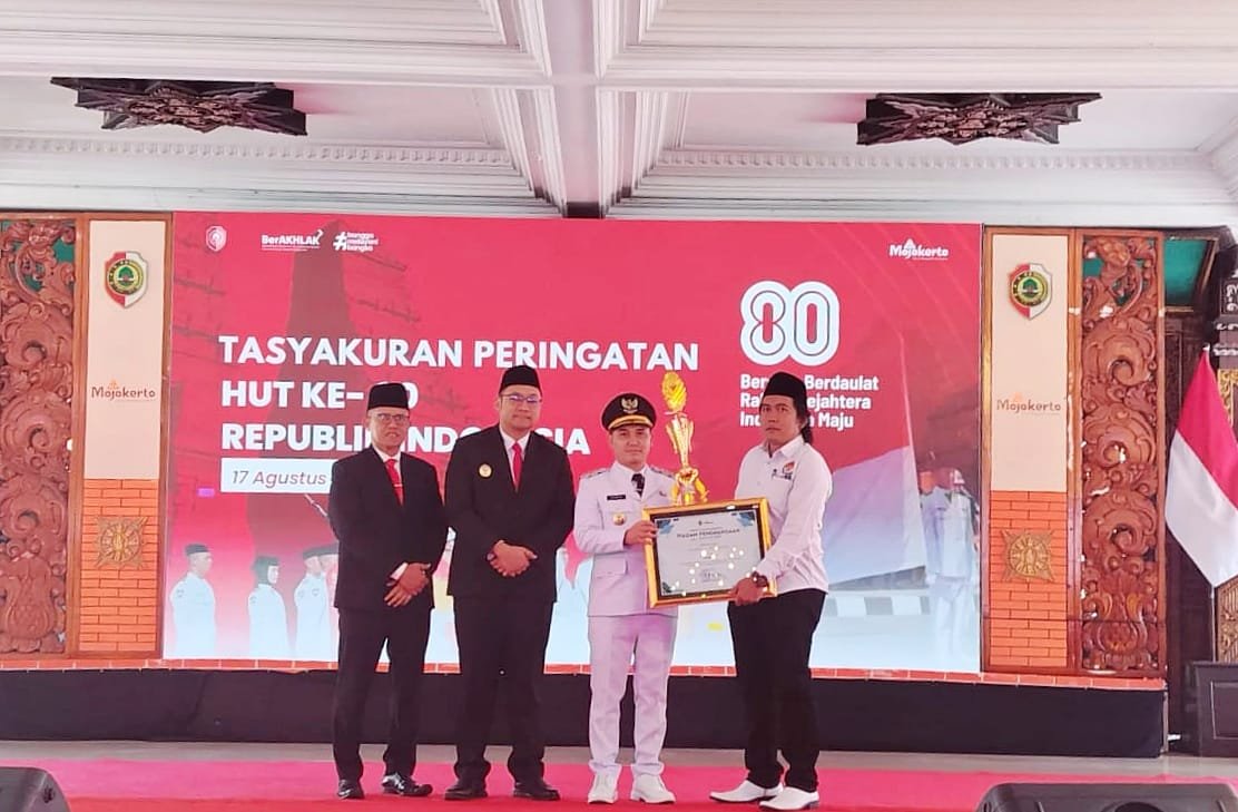 Bupati Mojokerto Tetapkan Desa Medali Juara Terbaik Kebersihan Lingkungan dan Siap Siaga Bencana