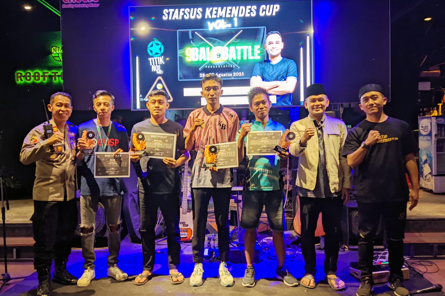 Turnamen Biliar, Bonus Demografi, dan Pemuda Desa di Titik Nol Pacet Mojokerto, Gus Stafsus Kemendes Punya Cara 1 Turnamen Biliar, Bonus Demografi, dan Pemuda Desa di Titik Nol Pacet Mojokerto, Gus Stafsus Kemendes Punya Cara