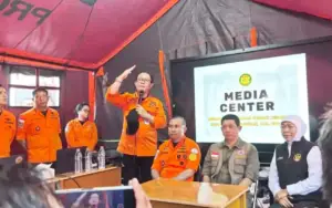 Basarnas Deteksi 15 Korban Terjebak Reruntuhan Ponpes Al Khoziny, 7 Responsif 8 Tak Lagi Beri Respon