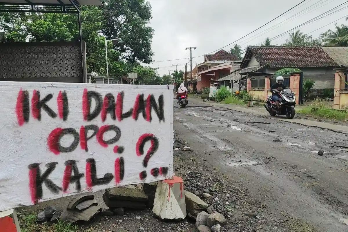 Belanja Modal Masih 14 Persen, Proyek Fisik Baru 20 Persen, Postur APBD Kabupaten Blitar 2025 Berpotensi Terperosok di Jurang