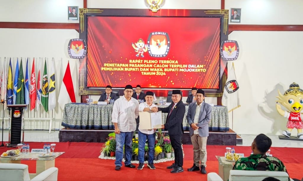 Penetapan Bupati dan Wakil Bupati Mojokerto Terpilih 2025-2030 oleh KPU Kabupaten Mojokerto.