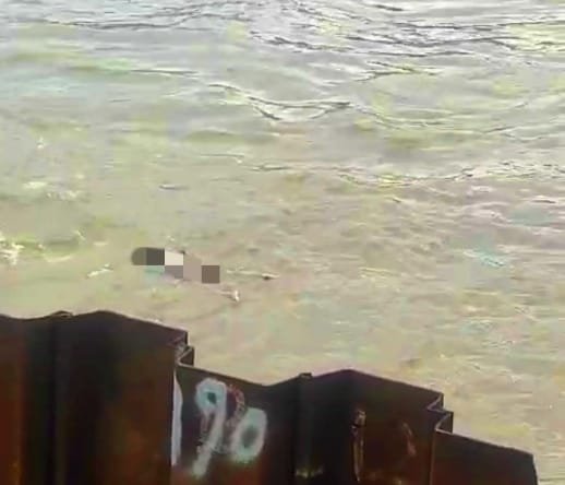 Ditemukan Mayat Pria di Pintu Air Rolak 9 Mojokerto, Ciri kenakan Sweater Hitam dan Pakai Sarung