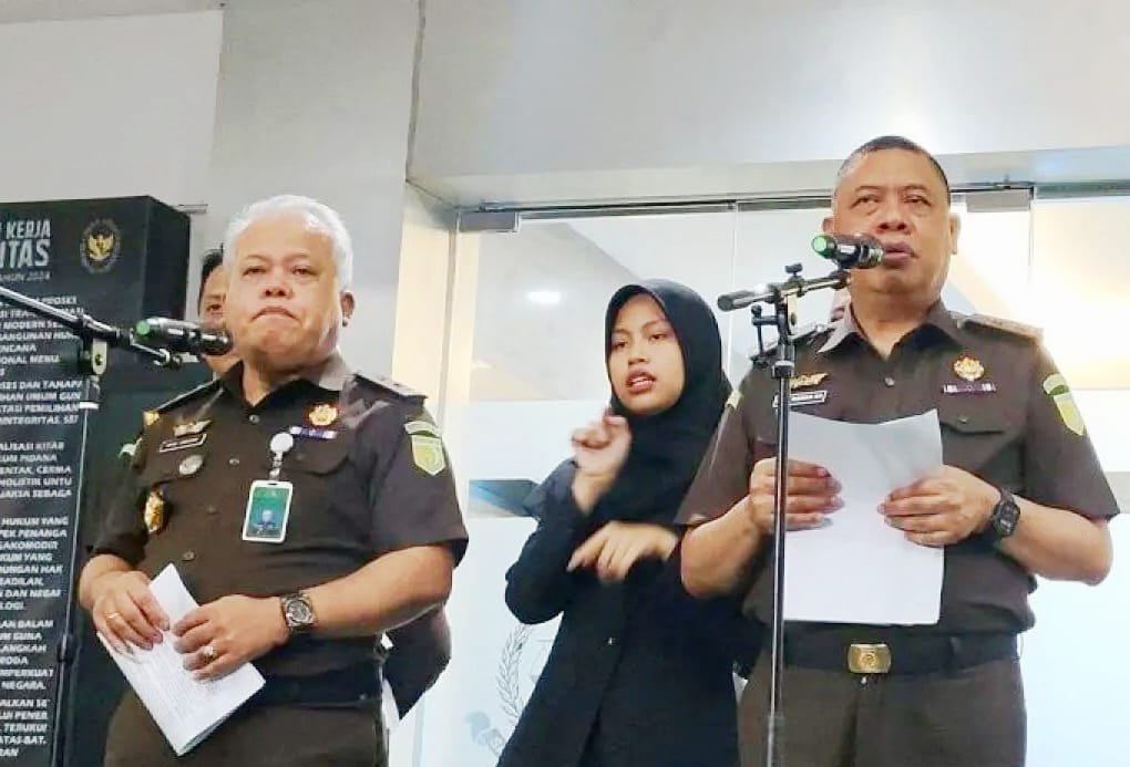 Korupsi Minyak Mentah di Pertamina, Kejagung Tersangkakan 7 Orang, Salah Satunya Dirut Patra Niaga