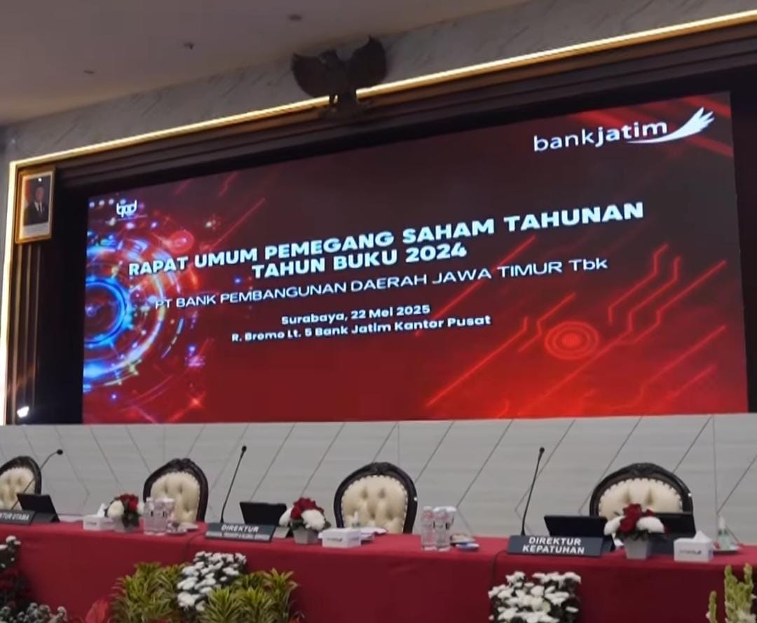 Rapat Umum Pemegang Saham (RUPS) yang diselenggarakan di Kantor Pusat Bank Jatim, Kamis 22 Mei 2025