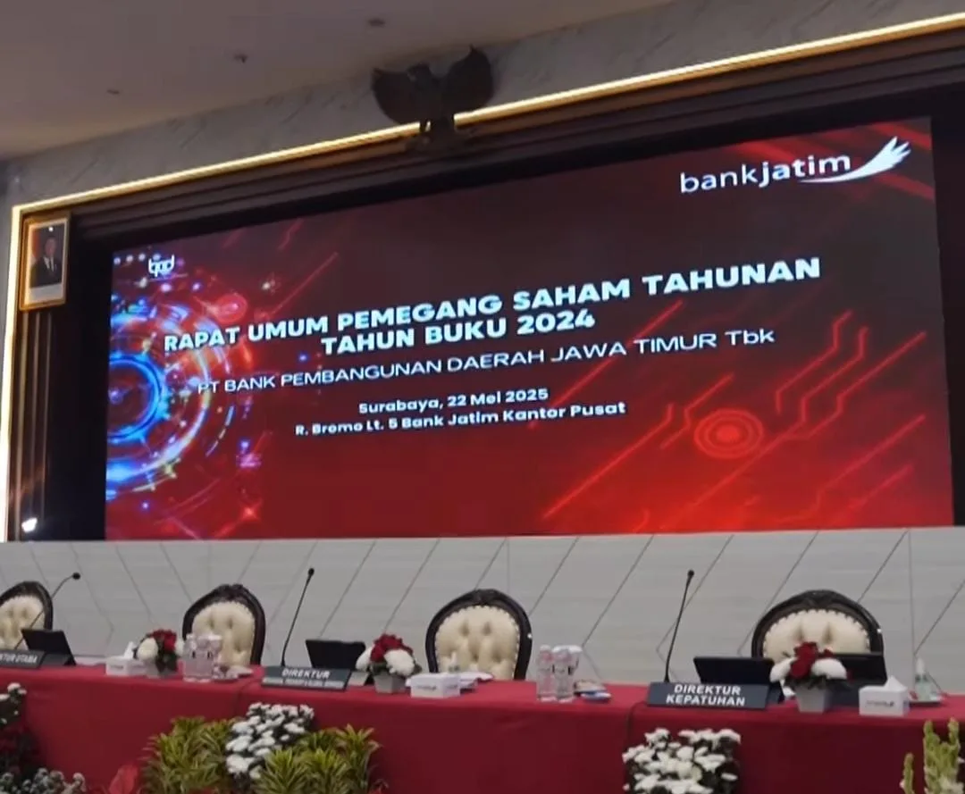 Rapat Umum Pemegang Saham (RUPS) yang diselenggarakan di Kantor Pusat Bank Jatim, Kamis 22 Mei 2025