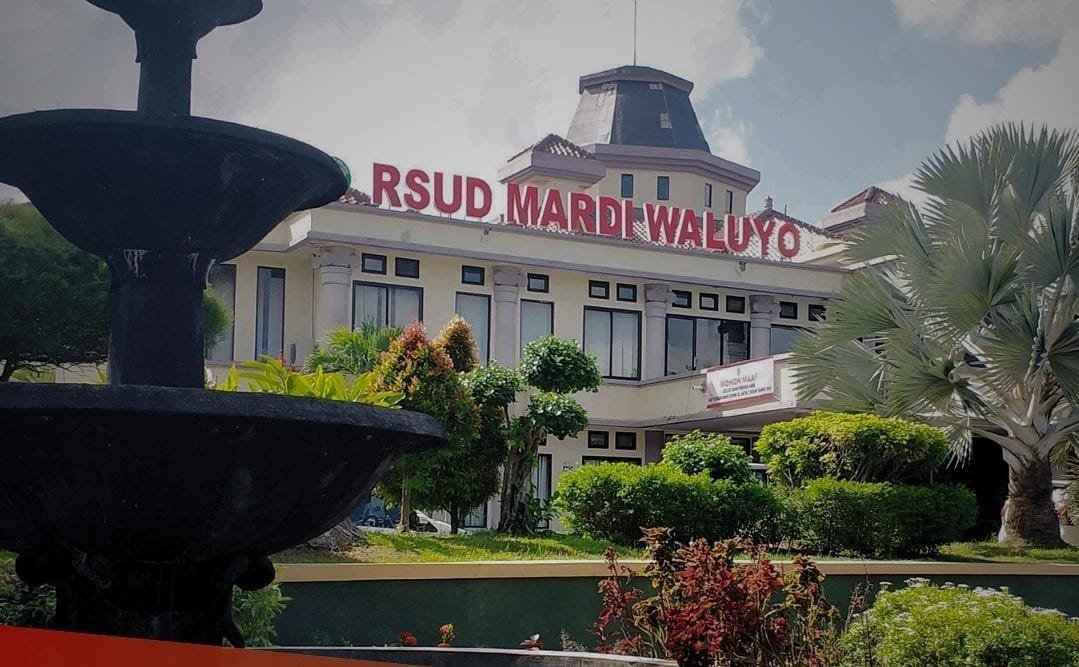 Gedung RSUD Mardi Waluyo