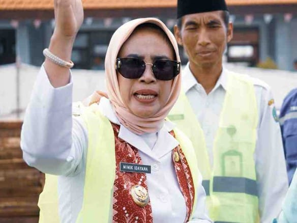 Wakil Bupati Sidoarjo, Mimik Idayana
