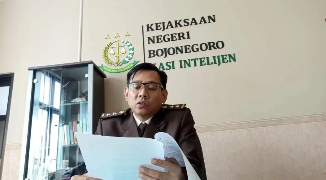 Kepala Seksi Intelijen Kejari Bojonegoro, Reza Aditya Wardana