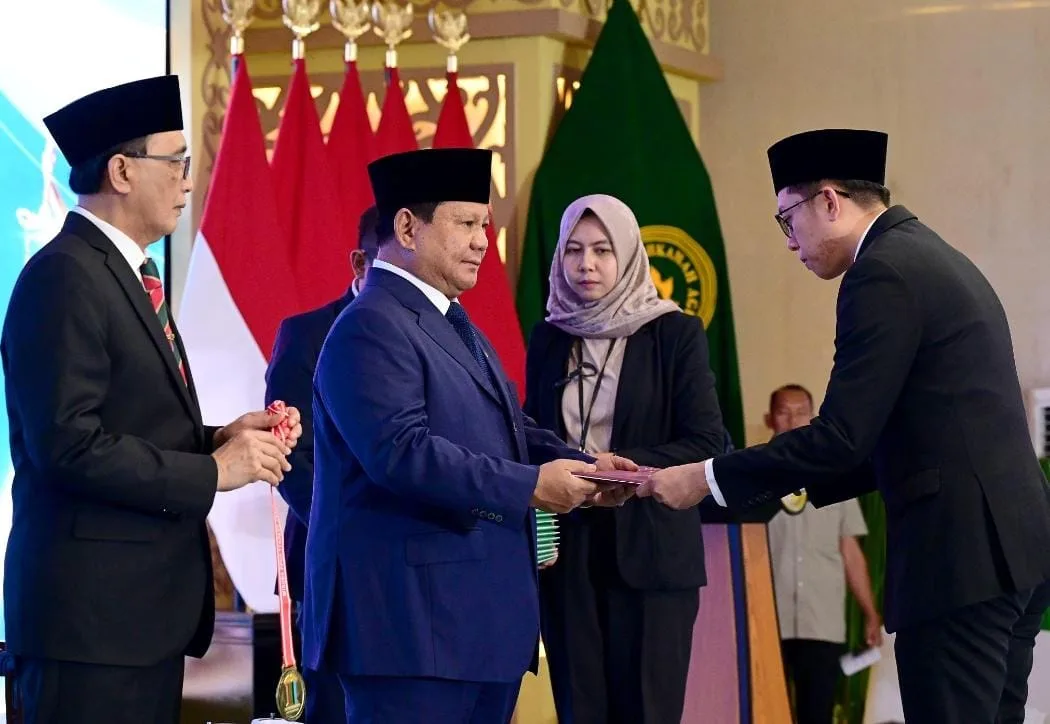 Prsiden Prabowo dalam acara pengukuhan calon hakim di Mahkamah Agung, Kamis (12/6).