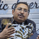Sekretaris Jenderal Komdigi, Ismail.