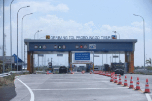 Gerbang Tol Probolinggo Timur.