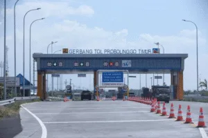 Gerbang Tol Probolinggo Timur.