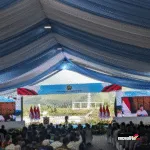 Acara peresmian operasioanal pembangunan 55 pembangkit energi baru dan terbarukan (EBT) di 15 provinsi.