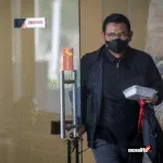 Mantan Wakil Direktur Utama BRI, Catur Budi Harto usai menjalani pemeriksaan di Gedung Merah Putih KPK, Jakarta(26/6).