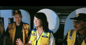 Wakil Menteri Pekerjaan Umum dan Perumahan Rakyat (Wamen PUPR), Diana Kusumastuti, melakukan kunjungan kerja ke Embung Ketapang di Kecamatan Porong, Kabupaten Sidoarjo, pada Jumat (27/6).